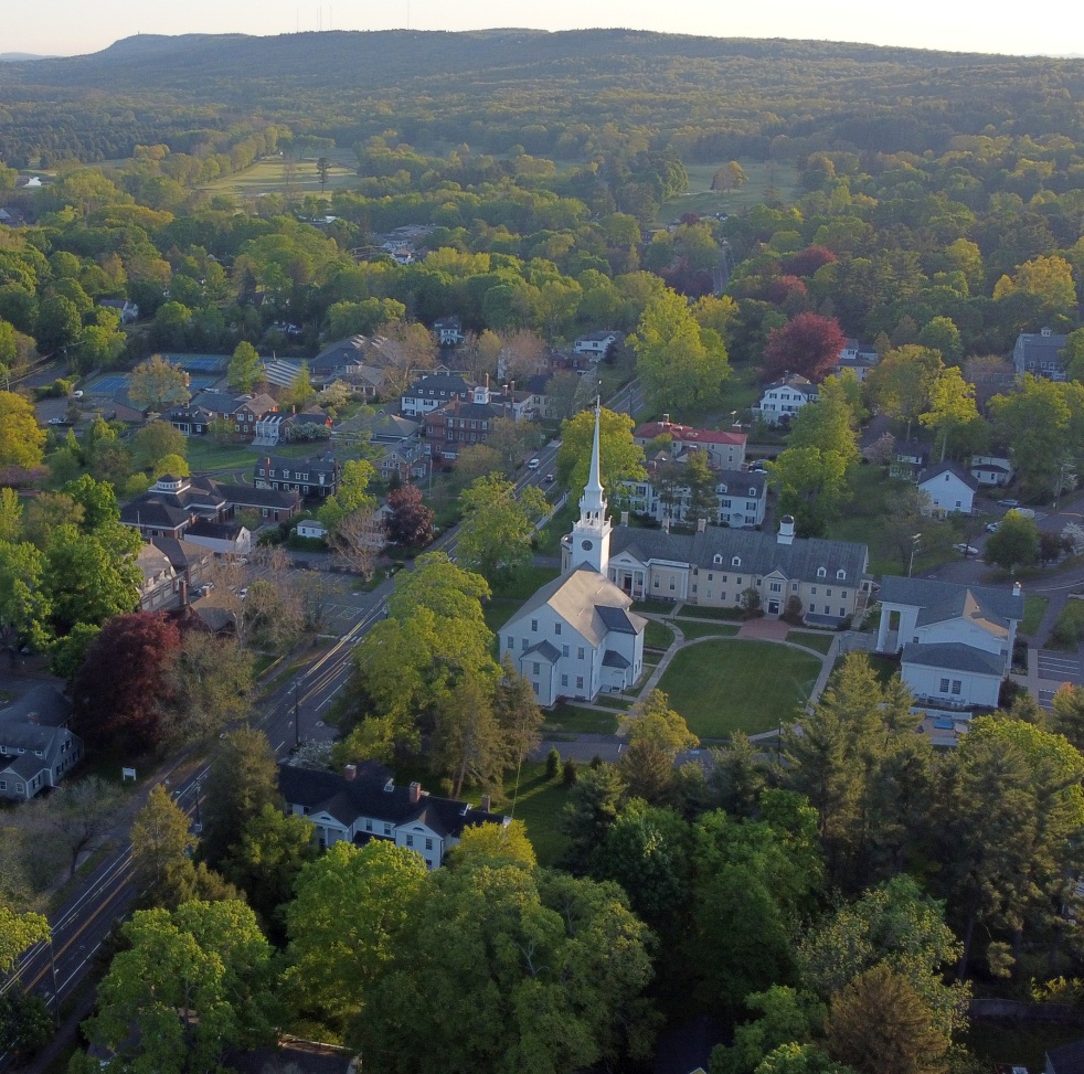 Aerial photo of Farmington, Connecticut
