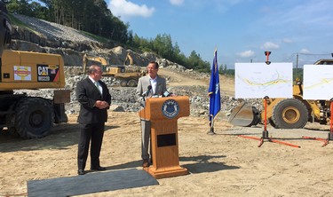 Governor Malloy Speaking at Construction Site of I-84 Widening Project